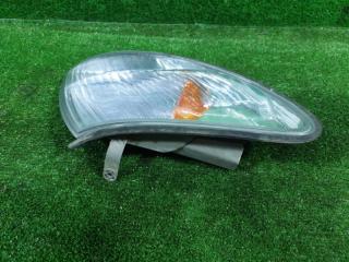 Габарит правый передний NISSAN PRESAGE NU30 KA24DE 26120-AD025 4 ракурс