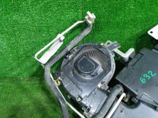 Кондиционер салона задний NISSAN PRESAGE NU30 KA24DE 27400-AD002 2 ракурс