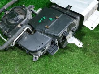 Кондиционер салона задний NISSAN PRESAGE NU30 KA24DE 27400-AD002 3 ракурс