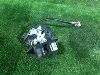 Замок 5-й двери задний TOYOTA WISH ZNE10G 1ZZFE 69350-21100 5 ракурс