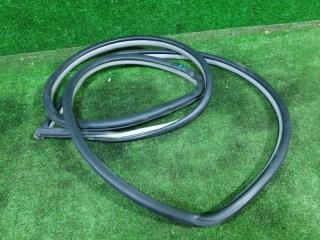 Уплотнительная резинка дверей левая передняя TOYOTA ESTIMA ACR50W 2AZFE 62312-28100-B0 5 ракурс