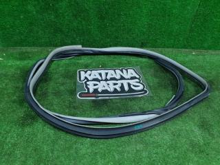 Уплотнительная резинка дверей правая передняя TOYOTA ESTIMA ACR50W 2AZFE 62311-28100-B0 1 ракурс
