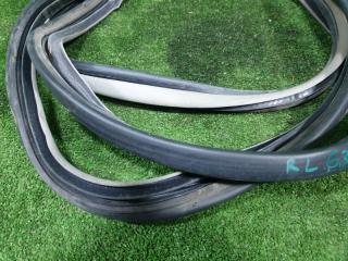 Уплотнительная резинка дверей левая задняя TOYOTA ESTIMA ACR50W 2AZFE 67872-28110-B0 2 ракурс