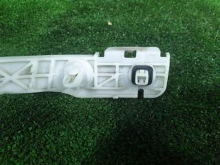 Крепление бампера левое заднее TOYOTA ESTIMA ACR50W 2AZFE 52156-28060 3 ракурс