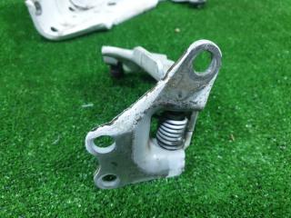 Ролик дверной левый задний TOYOTA ESTIMA ACR50W 2AZFE 68304-28110 2 ракурс