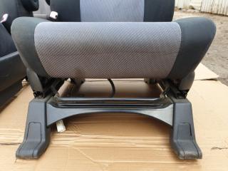 Сидения комплект TOYOTA ESTIMA ACR50W 2AZFE 71110-28090 3 ракурс
