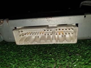 Блок управления подвеской TOYOTA IPSUM ACM26W 2AZFE 89243-44010 3 ракурс