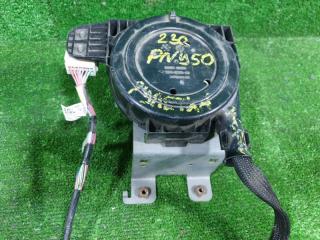 Замок крышки багажника задний NISSAN FUGA PNY50 VQ35DE 24291EG001 2 ракурс