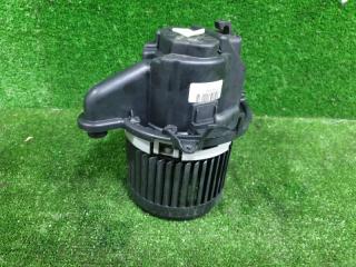 Мотор печки RENAULT CAPTUR 2RH5F1 H5F 272101005R 3 ракурс
