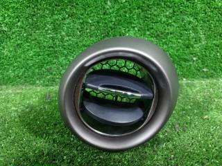 Воздуховод левый передний RENAULT CAPTUR 2RH5F1 H5F 687606784R 2 ракурс