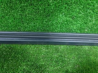 Уплотнительная резинка левая задняя RENAULT CAPTUR 2RH5F1 H5F 823317997R 3 ракурс