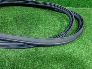 Уплотнительная резинка багажника задняя RENAULT CAPTUR 2RH5F1 H5F 908301467R 3 ракурс
