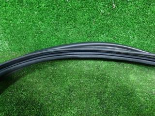 Уплотнительная резинка багажника задняя RENAULT CAPTUR 2RH5F1 H5F 908301467R 4 ракурс