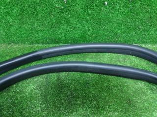 Уплотнительная резинка дверей левая передняя RENAULT CAPTUR 2RH5F1 H5F 808321700R 3 ракурс
