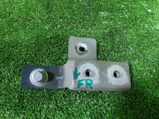 Крепление крыла правое переднее RENAULT CAPTUR 2RH5F1 H5F 631447978R 2 ракурс