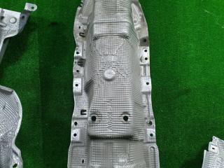 Тепловая защита глушителя RENAULT CAPTUR 2RH5F1 H5F 747613595R 5 ракурс