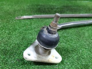 Механизм дворников передний NISSAN CARAVAN ARMGE24 TD27TI 28842-01N00 3 ракурс