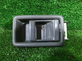 Ручка двери внутренняя левая передняя NISSAN CARAVAN ARMGE24 TD27TI 80682-46N00 2 ракурс