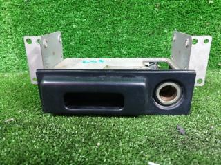 Пепельница NISSAN CARAVAN ARMGE24 TD27TI 68800-37N00 2 ракурс