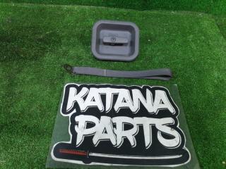 Ручка задней двери задняя NISSAN CARAVAN ARMGE24 TD27TI 90682-46N00 1 ракурс