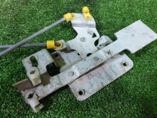 Замок 5-й двери задний NISSAN CARAVAN ARMGE24 TD27TI 90550-05N00 2 ракурс