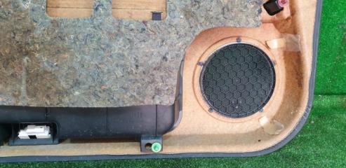 Обшивка двери передняя правая HARRIER ACU10 2AZFE