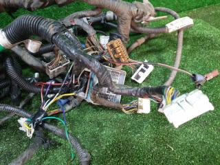 Проводка под торпеду NISSAN CARAVAN ARMGE24 TD27TI 24010-0A783 5 ракурс