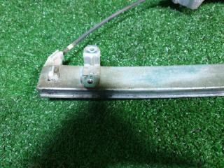 Стеклоподъемник правый передний NISSAN R'NESSA N30 SR20DE 80720-5V000 3 ракурс