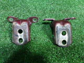 Петли на дверь левая передняя NISSAN R'NESSA N30 SR20DE 80400-40U00 2 ракурс