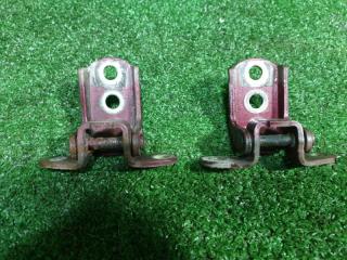 Петли на дверь левая передняя NISSAN R'NESSA N30 SR20DE 80400-40U00 4 ракурс