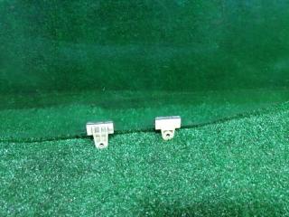 Стекло правое переднее NISSAN R'NESSA N30 SR20DE 80300-5V010 4 ракурс