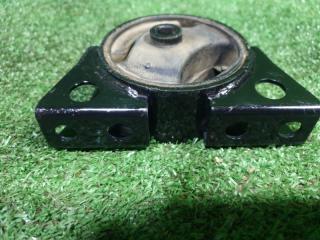 Подушка двигателя передняя NISSAN R'NESSA N30 SR20DE 11270-5V000 4 ракурс Подушка двигателя передняя NISSAN R'NESSA N30 SR20DE 11270-5V000 4 ракурс