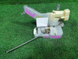 Замок двери правый передний TOYOTA HARRIER MCU15 1MZFE 69030-48010 2 ракурс