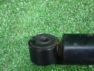 Амортизатор задний NISSAN R'NESSA N30 SR20DE 56210-5V026 2 ракурс
