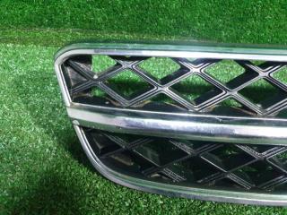Решетка радиатора NISSAN R'NESSA PNN30 KA24DE 62310-5V000 2 ракурс