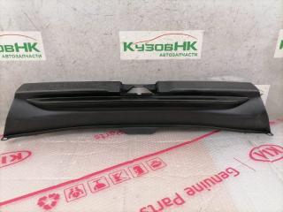 Запчасть накладка замка багажника Suzuki Vitara 2014-2019