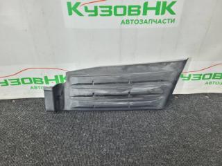 Запчасть накладка бампера задняя левая Mitsubishi L 200