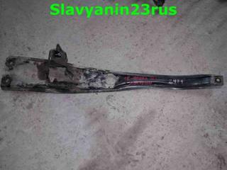 Запчасть балка под кпп Mazda 323 1999