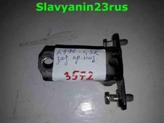 Петля двери нижняя задняя правая Mitsubishi Lancer 2006