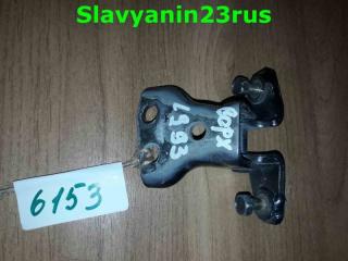 Петля двери верхняя задняя левая Mitsubishi Lancer 2005 Б/У Петля двери верхняя задняя левая Mitsubishi Lancer 2005