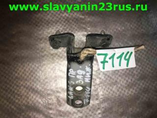 Петля двери нижняя задняя правая Mitsubishi Lancer