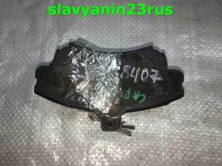 Колодки тормозные передние Mitsubishi Carisma 2002