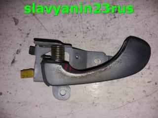 Запчасть ручка двери внутренняя передняя левая Mitsubishi Carisma 2003