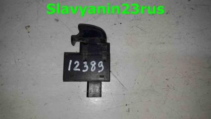 Кнопка стеклоподъемника Princip 2006 CS3A 4g18