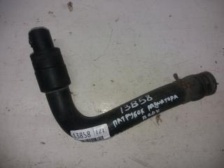 Патрубок радиатора верхний Volkswagen Passat 2003