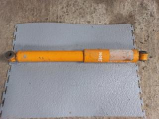 Стойка подвески задняя Nissan Atlas 1997