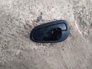 Фото запчасти ручка двери внутренняя передняя левая Mitsubishi Carisma 2003 Б/У запчасть Запчасть ручка двери внутренняя передняя левая Mitsubishi Carisma 2003