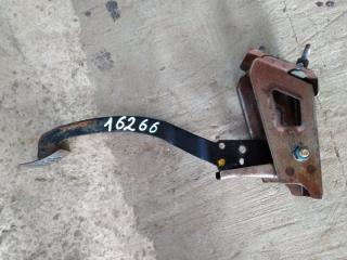 Педаль сцепления Mitsubishi Carisma 2003