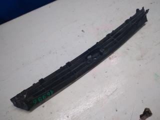 Решетка радиатора передняя FORD Focus 1999