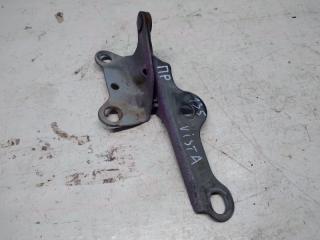 Запчасть петля капота передняя правая Toyota Vista 1993